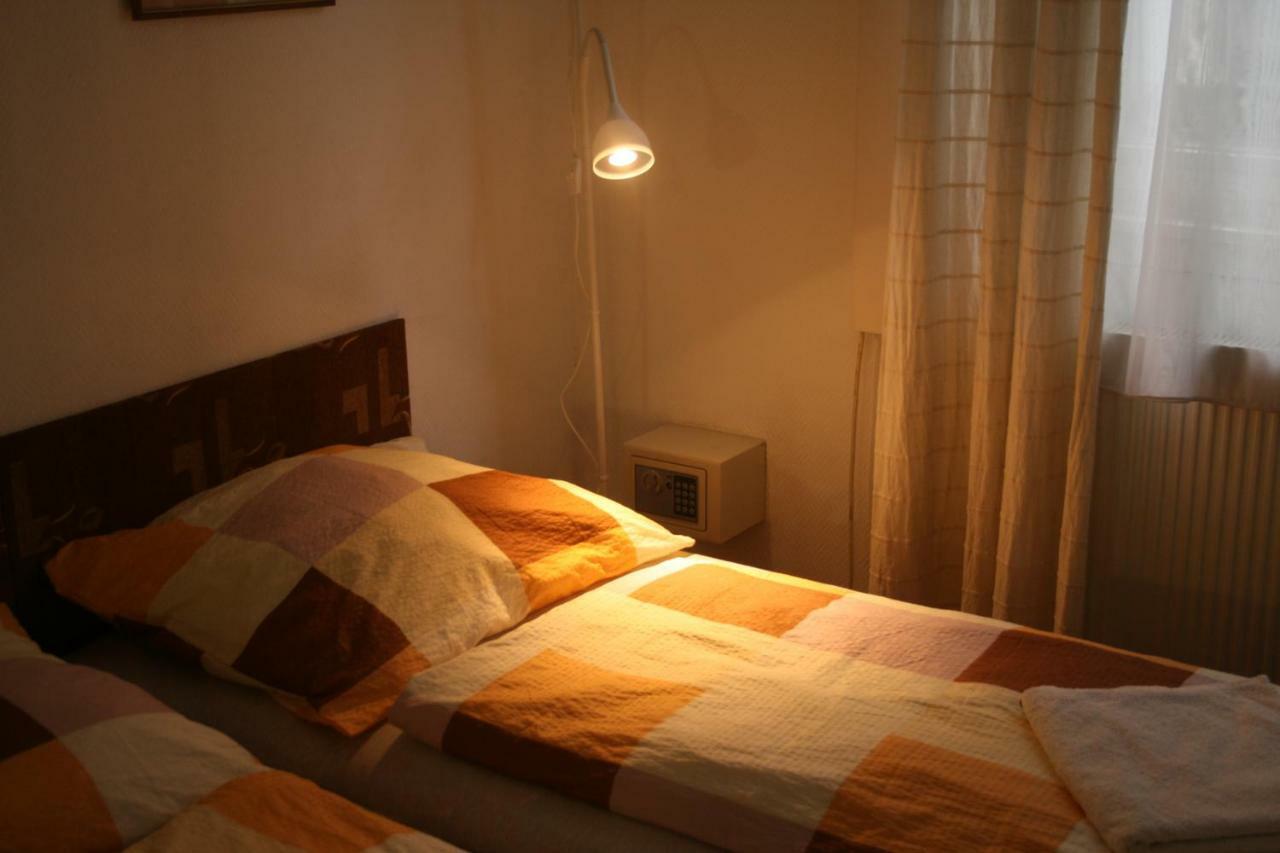 Margaret Bridge Studio Apartment Budapest Eksteriør bilde